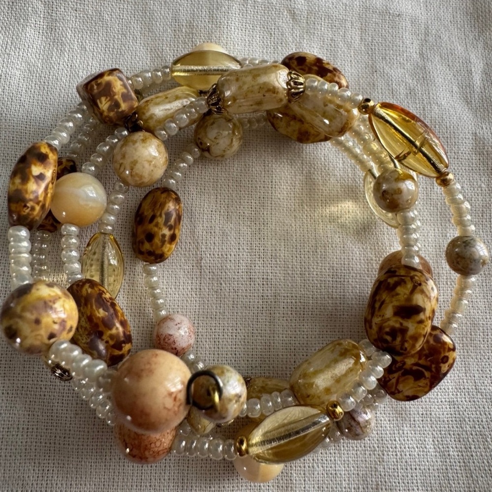 Elegant Multi-Color Beaded Bracelet